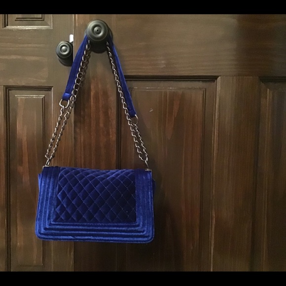 Blue purse - Picture 2 of 3